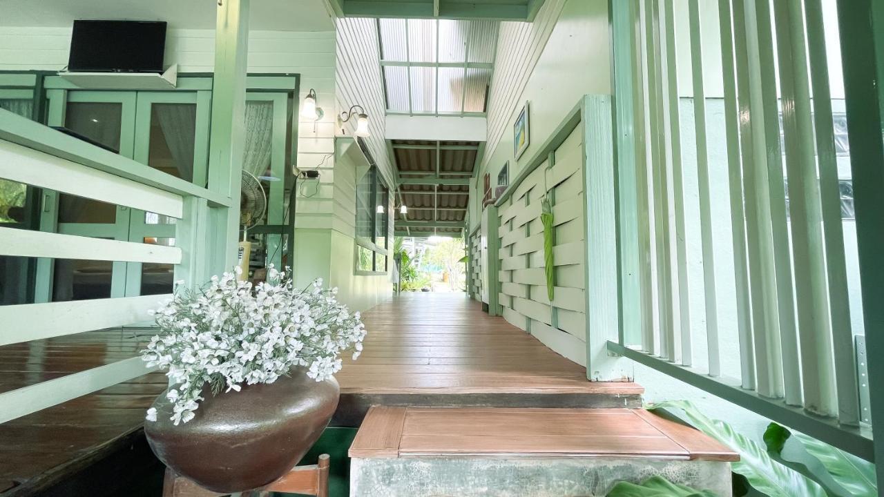 Rimsira Villa Chumphon Eksteriør billede