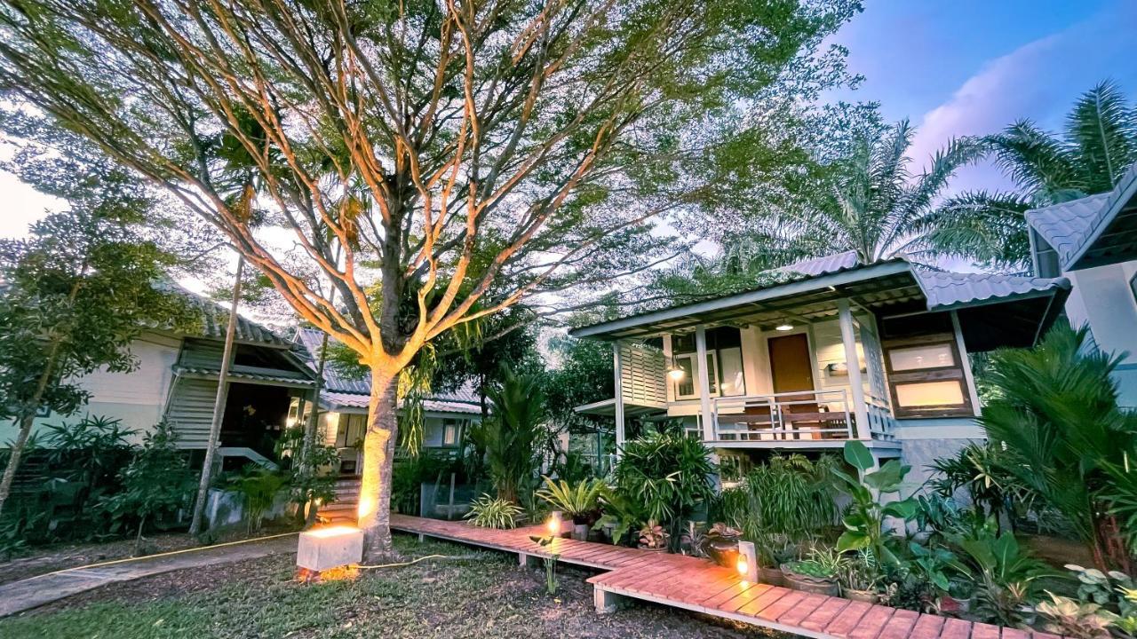 Rimsira Villa Chumphon Eksteriør billede