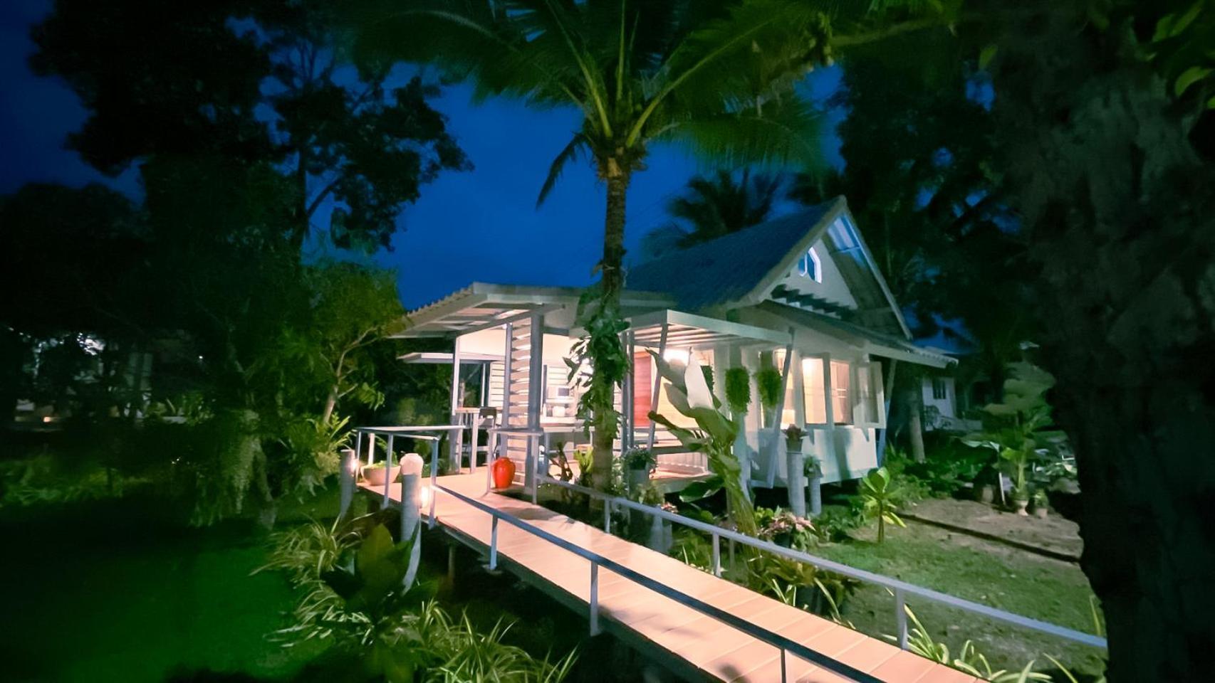 Rimsira Villa Chumphon Eksteriør billede